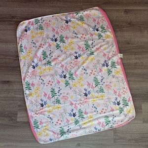 Cloud Island baby girls floral print fleece blanket